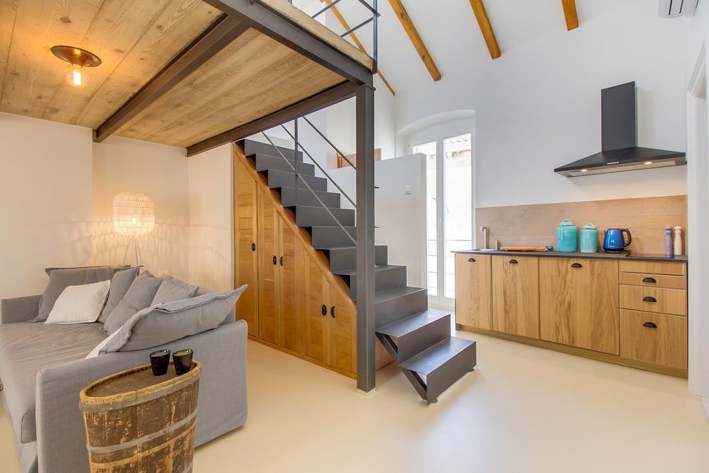 Apartments Argemonia Mali Lošinj Esterno foto