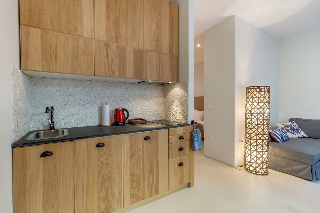 Apartments Argemonia Mali Lošinj Esterno foto