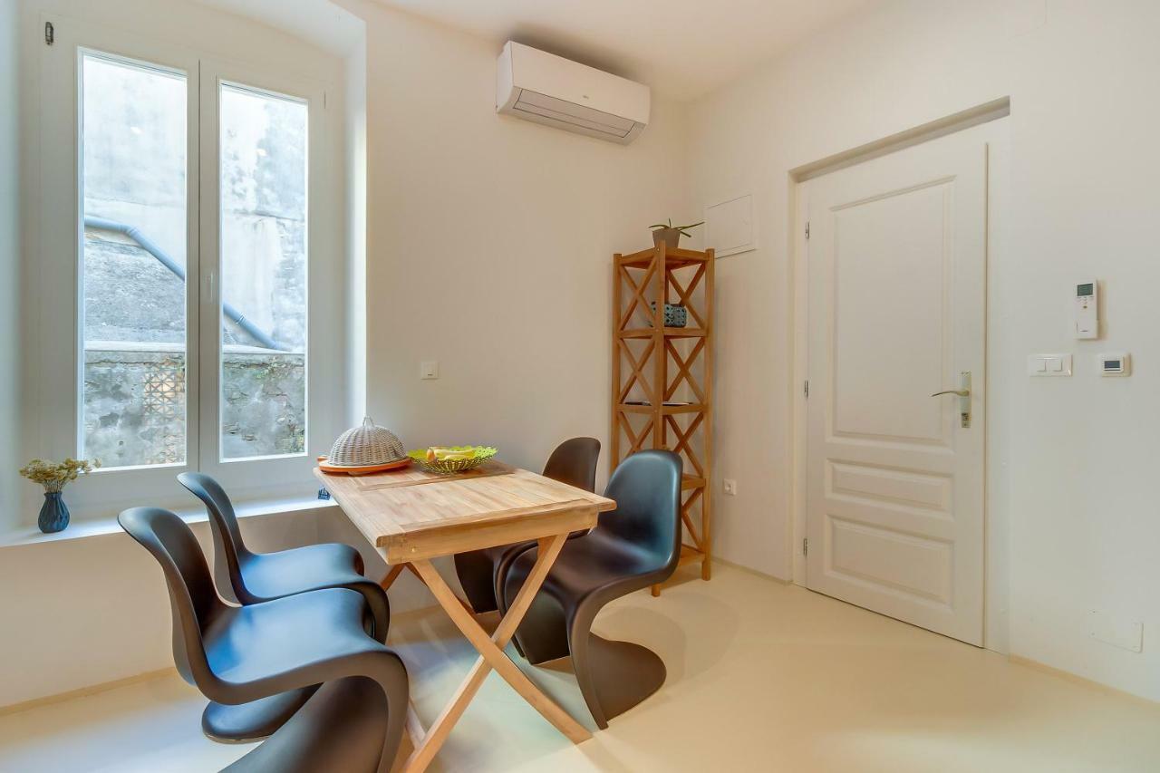 Apartments Argemonia Mali Lošinj Esterno foto